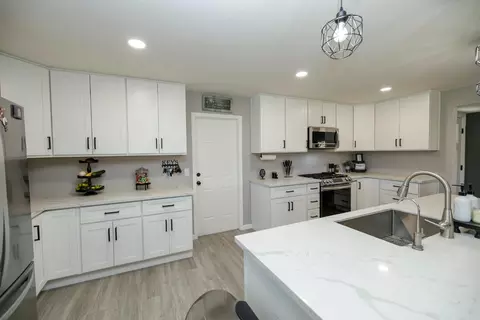 3213 Yukon Dr, Modesto, CA 95350 photo 8