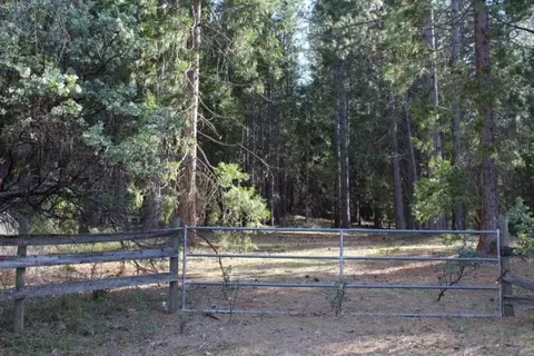 12150 Masters Hill Pl, Nevada City, CA 95959