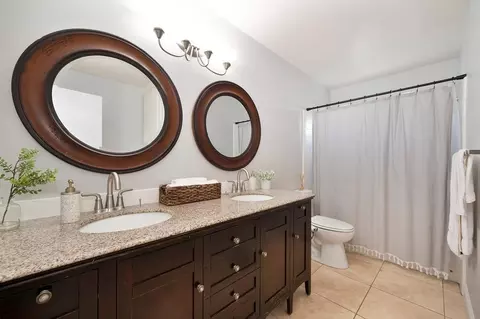 Bath - 6426 Teal Way, Carmichael, CA 95608 photo 1 of 2