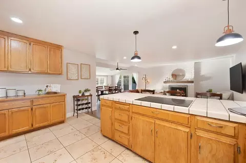 Kitchen - 6426 Teal Way, Carmichael, CA 95608 photo 4 of 6