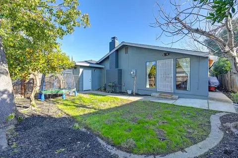 Exterior - 6426 Teal Way, Carmichael, CA 95608 photo 12 of 13