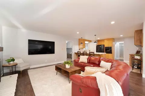 Living - 6426 Teal Way, Carmichael, CA 95608 photo 2 of 3