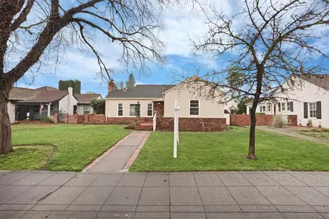3015 Bonnie Ln, Stockton, CA 95204