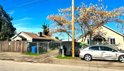 1301 Figaro Ave, Modesto, CA 95351 photo 2