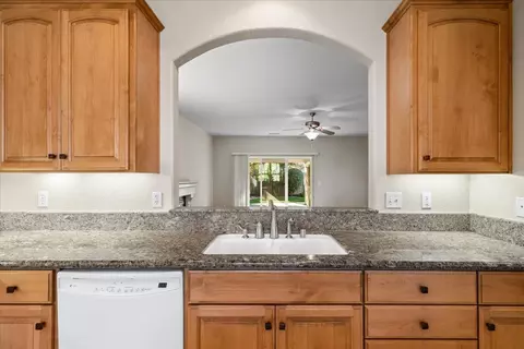 1616 Magic Ln, Lodi, CA 95242 photo 16