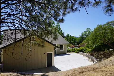 Exterior - 13060 Thistle Loop, Penn Valley, CA 95946 photo 4 of 10