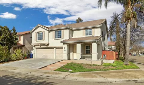 1219 Grebe Ln, Patterson, CA 95363 photo 3