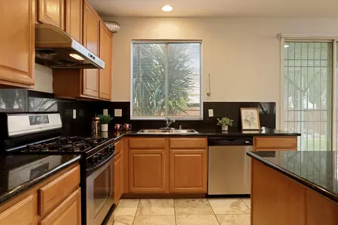 1219 Grebe Ln, Patterson, CA 95363 photo 18