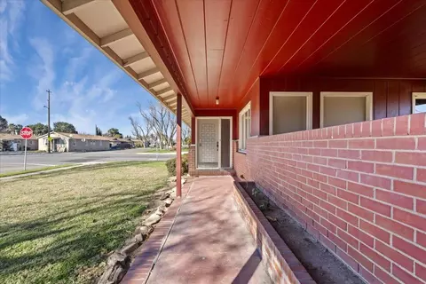 529 N 3rd St, Patterson, CA 95363 photo 6