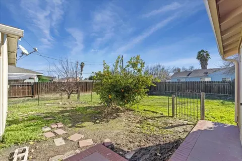 529 N 3rd St, Patterson, CA 95363 photo 32