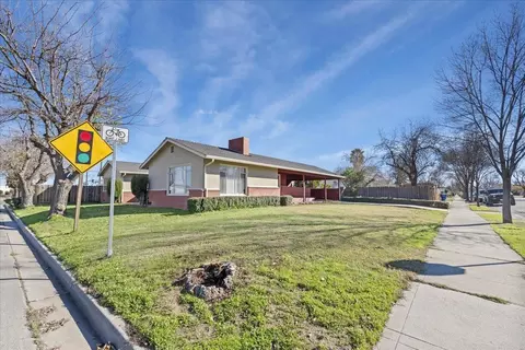 529 N 3rd St, Patterson, CA 95363 photo 3