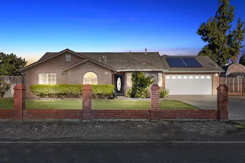 Exterior - 591 E Galin Rd, French Camp, CA 95231 photo 2 of 10
