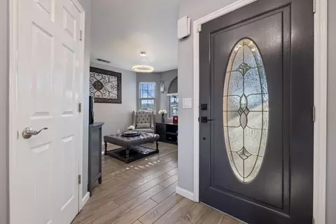 Entry Way - 591 E Galin Rd, French Camp, CA 95231 photo 3 of 11