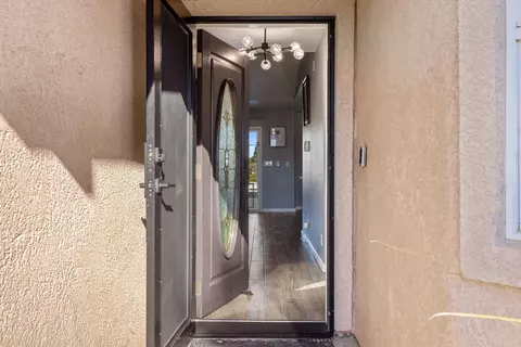 Entry Way - 591 E Galin Rd, French Camp, CA 95231 photo 1 of 11