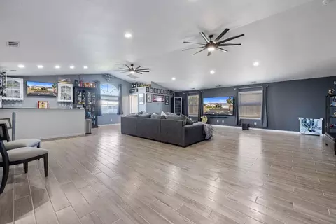 Other - 591 E Galin Rd, French Camp, CA 95231 photo 3 of 11