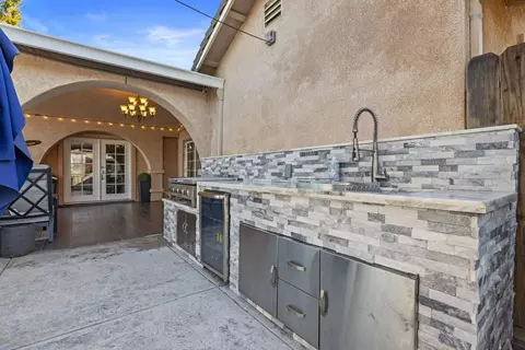 Kitchen - 591 E Galin Rd, French Camp, CA 95231 photo 5 of 5