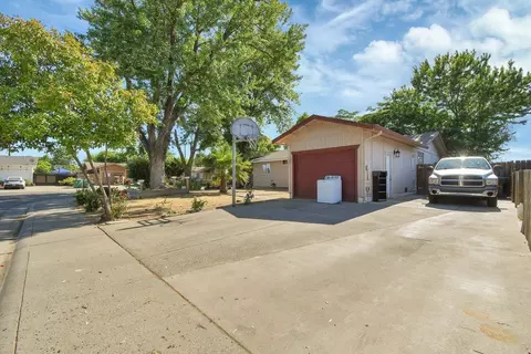 1076 Sage St, Gridley, CA 95948 photo 5
