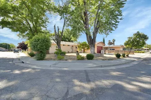 1076 Sage St, Gridley, CA 95948 photo 3