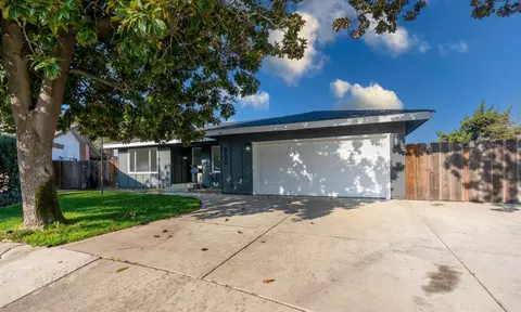 305 Eric Ct, Merced, CA 95348 photo 3