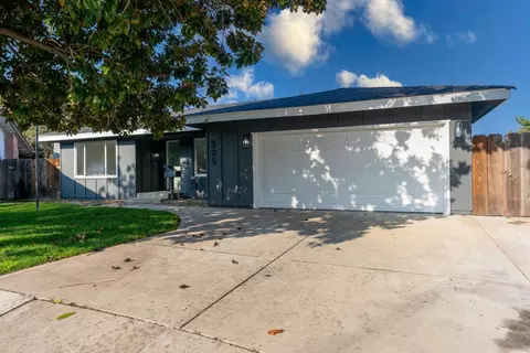 305 Eric Ct, Merced, CA 95348 photo 4