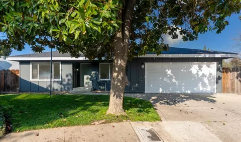 305 Eric Ct, Merced, CA 95348 photo 1