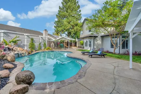 8952 Panamint Ct, Elk Grove, CA 95624