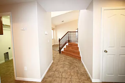 Entry Way - 715 Flyway Ct, Gridley, CA 95948 photo 2 of 2