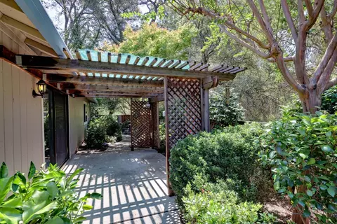 Exterior - 3963 Stonegate Ct, Loomis, CA 95650 photo 2 of 8