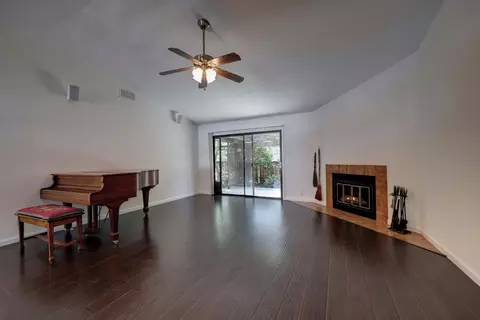 Living - 3963 Stonegate Ct, Loomis, CA 95650 photo 1 of 2