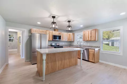 17025 Lake Arthur Rd, Applegate, CA 95703 photo 2