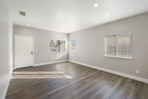 2461 Carnival Dr, Turlock, CA 95380 photo 5