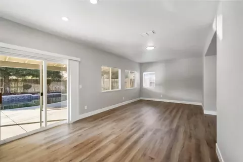 2461 Carnival Dr, Turlock, CA 95380 photo 13