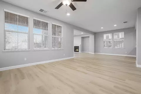 933 Campfire Cir, Rocklin, CA 95765 photo 5
