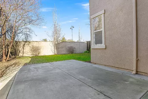 933 Campfire Cir, Rocklin, CA 95765 photo 32