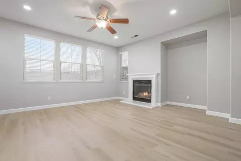 933 Campfire Cir, Rocklin, CA 95765 photo 10