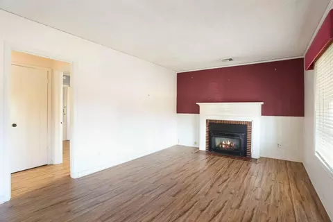 215 S Ham Ln, Lodi, CA 95242 photo 7