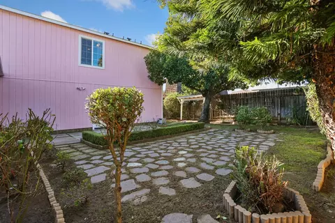 215 S Ham Ln, Lodi, CA 95242 photo 42