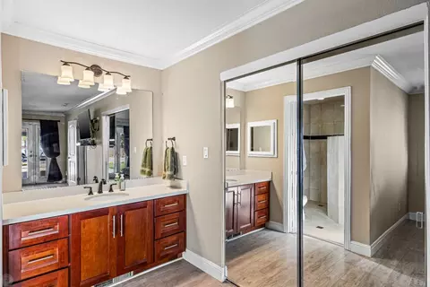 Bath - 16214 Redondo Dr, Tracy, CA 95304 photo 5 of 9
