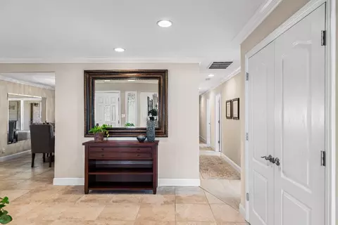 Entry Way - 16214 Redondo Dr, Tracy, CA 95304 photo 4 of 7