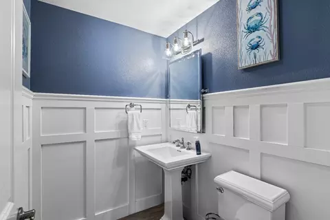 Bath - 16214 Redondo Dr, Tracy, CA 95304 photo 1 of 9