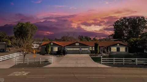 Exterior - 16214 Redondo Dr, Tracy, CA 95304 photo 2 of 14
