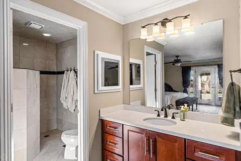 Bath - 16214 Redondo Dr, Tracy, CA 95304 photo 6 of 9