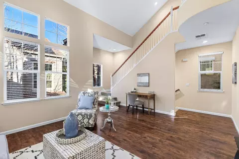 Living - 1065 Thornton Ln, Tracy, CA 95376 photo 2 of 2
