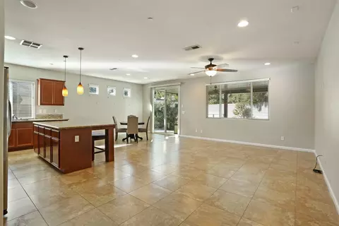 1099 Shady Grove St, Manteca, CA 95336 photo 6