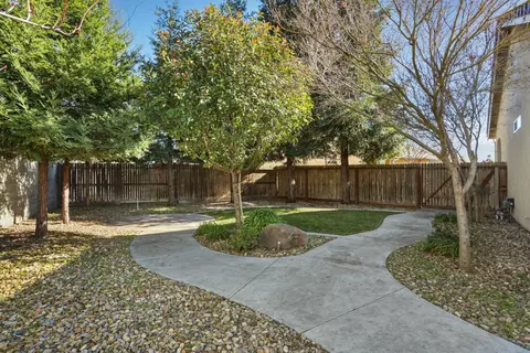 1099 Shady Grove St, Manteca, CA 95336 photo 15