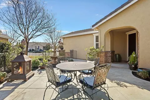 1099 Shady Grove St, Manteca, CA 95336 photo 4