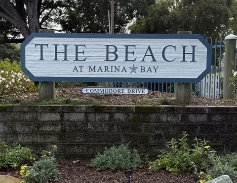 118 Commodore Dr, Richmond, CA 94804 photo 2