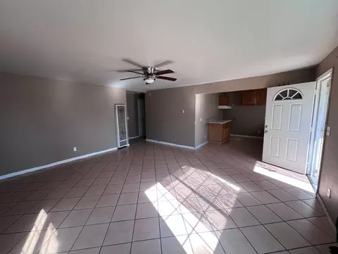 905 Dover Ave, Modesto, CA 95358 photo 1