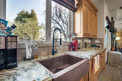 1207 S Highland Ave, Ripon, CA 95366 photo 9