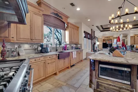 1207 S Highland Ave, Ripon, CA 95366 photo 10